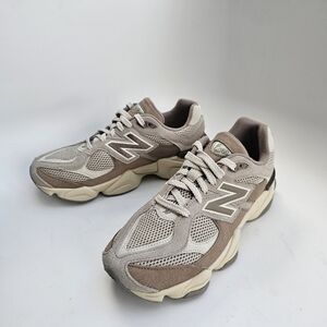 New Balance 9060 Kid  Sneakers Size 6